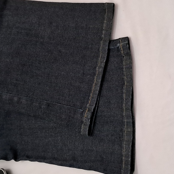 Ann Taylor Women's Size 10 Modern Fit Wide Leg, Embroidered Pocket Jeans - Picture 5 of 8